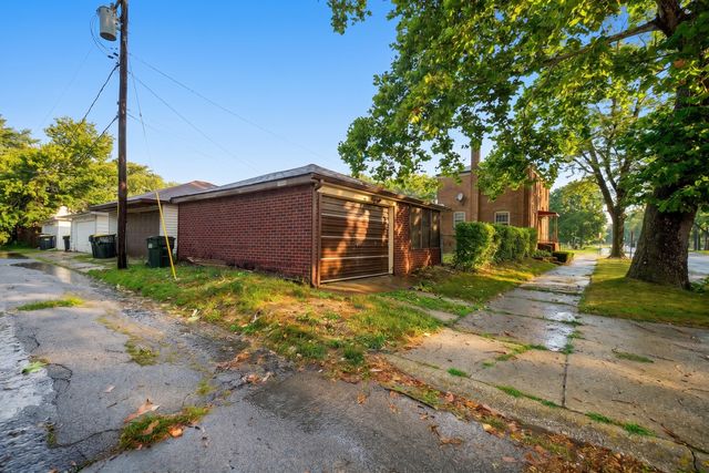 14300 S Wentworth Avenue, Riverdale, IL 60827