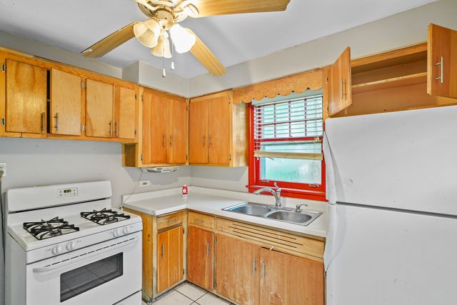 14300 S Wentworth Avenue, Riverdale, IL 60827
