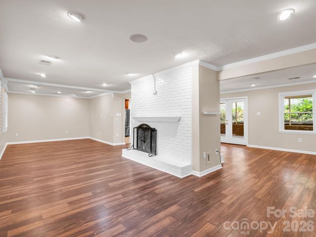 111 Dogwood Drive, Black Mountain, NC 28711