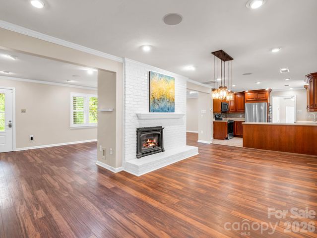 111 Dogwood Drive, Black Mountain, NC 28711