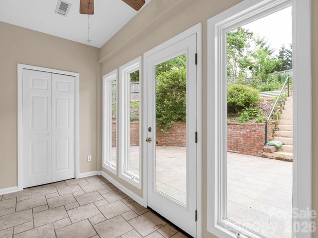 111 Dogwood Drive, Black Mountain, NC 28711