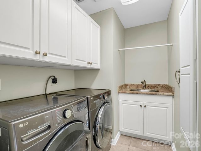 111 Dogwood Drive, Black Mountain, NC 28711