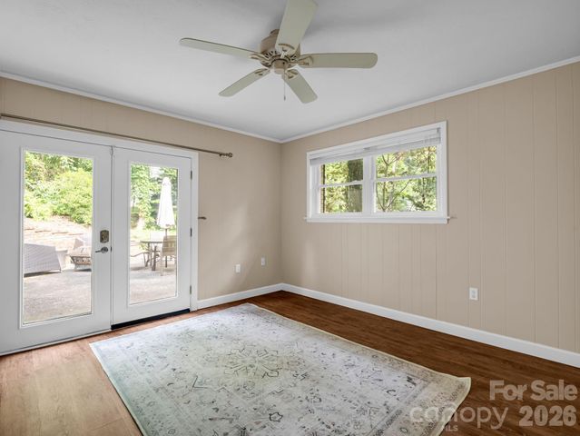 111 Dogwood Drive, Black Mountain, NC 28711