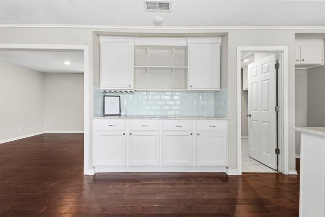 6612 Genoa Road, Fort Worth, TX 76116