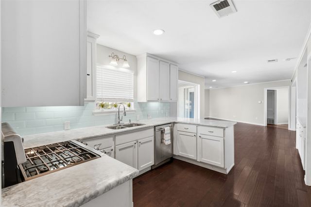 6612 Genoa Road, Fort Worth, TX 76116