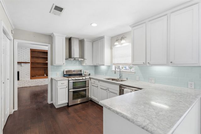 6612 Genoa Road, Fort Worth, TX 76116