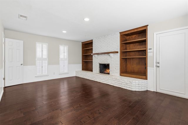 6612 Genoa Road, Fort Worth, TX 76116