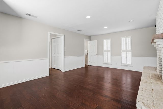 6612 Genoa Road, Fort Worth, TX 76116