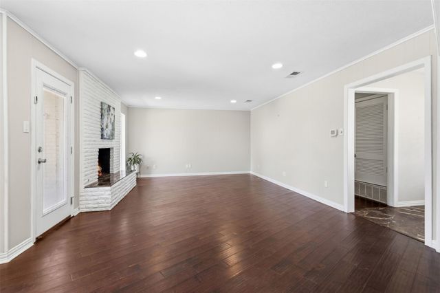 6612 Genoa Road, Fort Worth, TX 76116