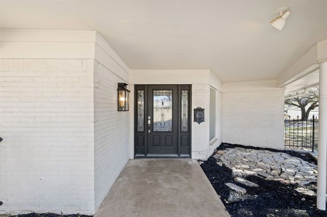 6612 Genoa Road, Fort Worth, TX 76116