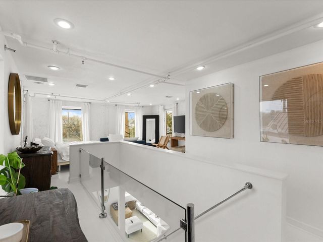 307 S PALMETTO AVENUE, Daytona Beach, FL 32114