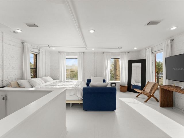 307 S PALMETTO AVENUE, Daytona Beach, FL 32114