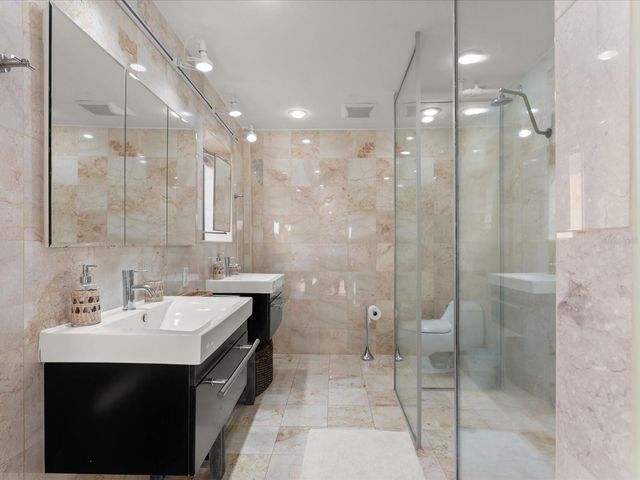 307 S PALMETTO AVENUE, Daytona Beach, FL 32114