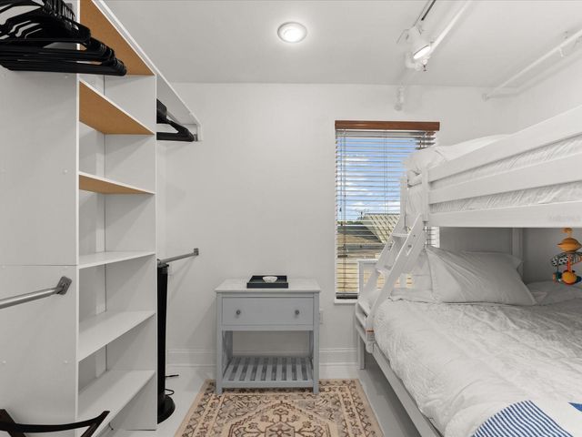 307 S PALMETTO AVENUE, Daytona Beach, FL 32114