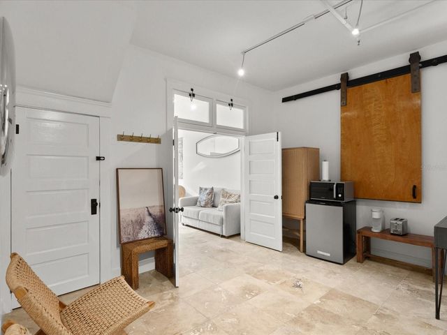 307 S PALMETTO AVENUE, Daytona Beach, FL 32114