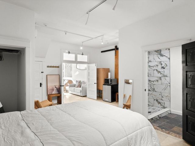 307 S PALMETTO AVENUE, Daytona Beach, FL 32114