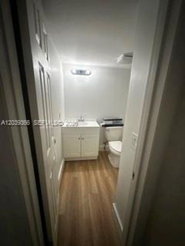 9272 SW 3rd St 413, Boca Raton, FL 33428
