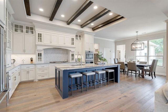 3116 Hillside Drive, Edmond, OK 73012