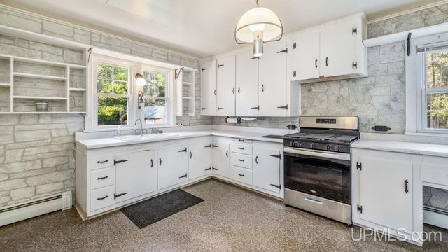 4296 Cedar 36th Lane, Rock, MI 49880