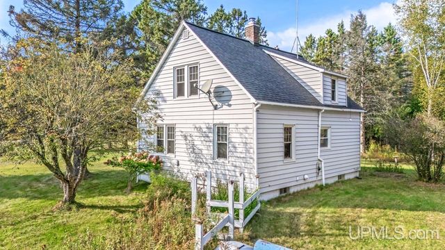 4296 Cedar 36th Lane, Rock, MI 49880