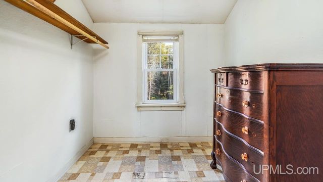 4296 Cedar 36th Lane, Rock, MI 49880