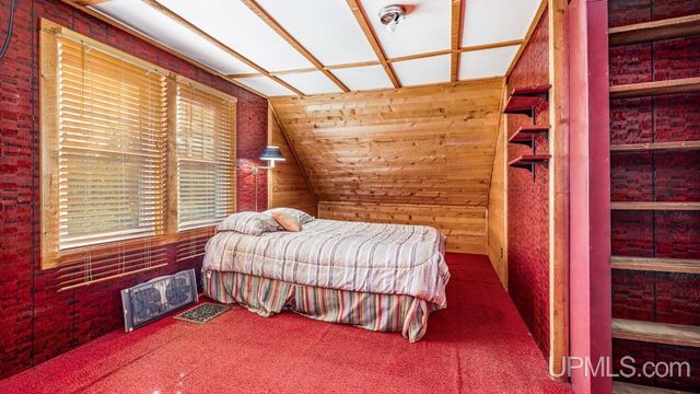 4296 Cedar 36th Lane, Rock, MI 49880