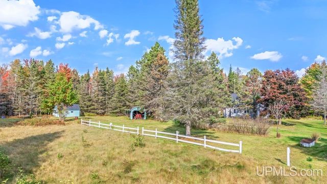 4296 Cedar 36th Lane, Rock, MI 49880