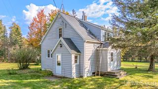 4296 Cedar 36th Lane, Rock, MI 49880