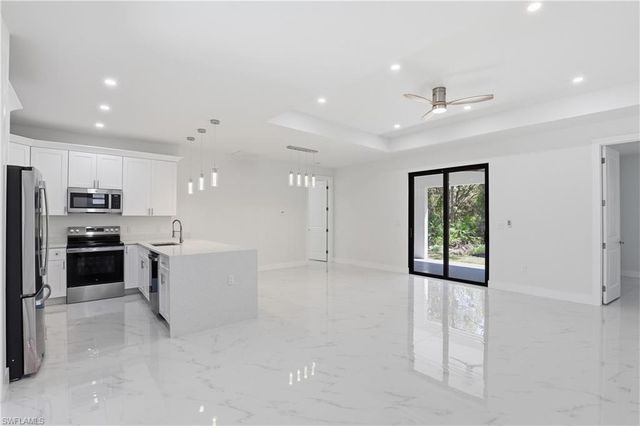4407 E 13th ST, Lehigh Acres, FL 33972