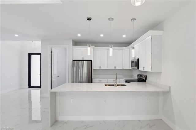 4407 E 13th ST, Lehigh Acres, FL 33972