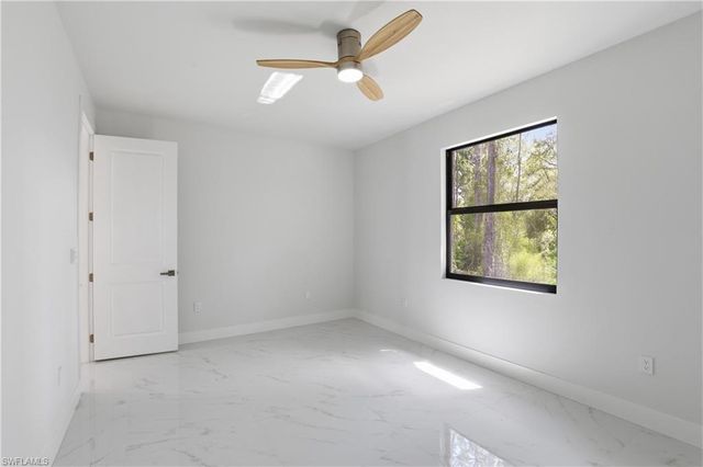 4407 E 13th ST, Lehigh Acres, FL 33972