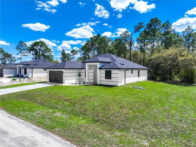 4407 E 13th ST, Lehigh Acres, FL 33972
