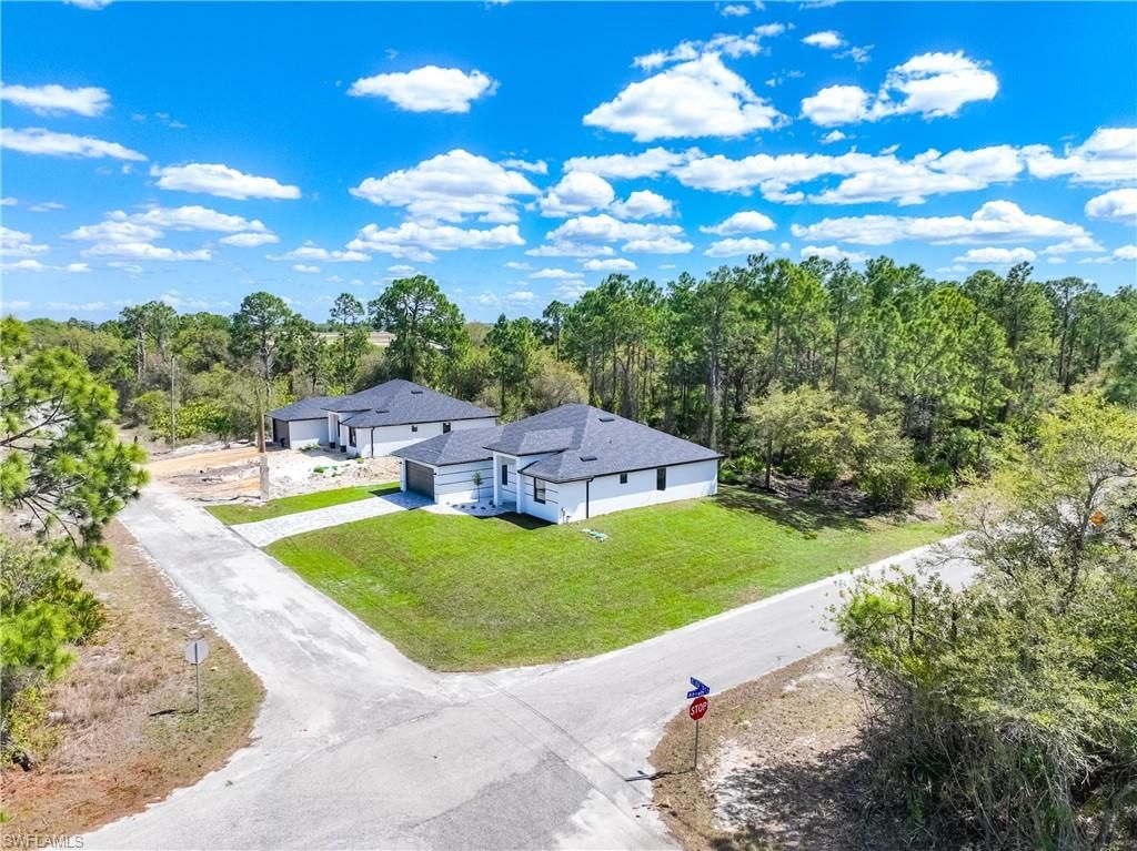 4407 E 13th ST, LEHIGH ACRES, FL 33972 — photo 4