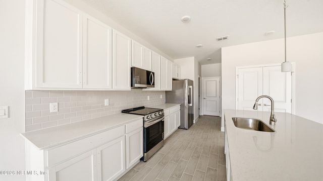 1 ROLLINS Lane, Palm Coast, FL 32164