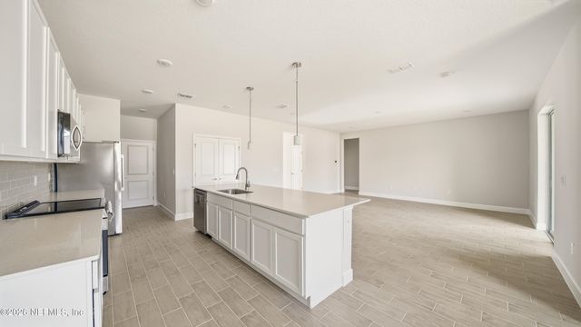 1 ROLLINS Lane, Palm Coast, FL 32164