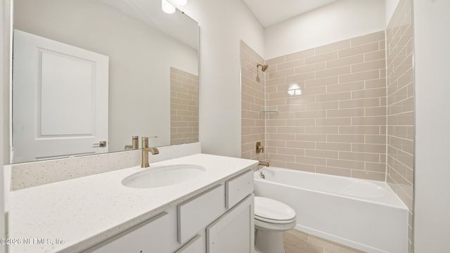 1 ROLLINS Lane, Palm Coast, FL 32164