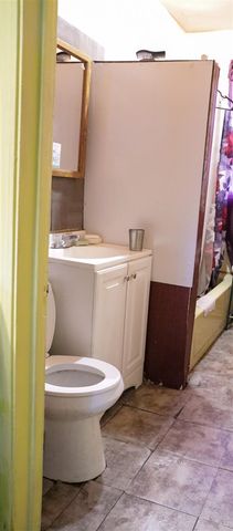 13582 Shields Street, Hamtramck, MI 48212