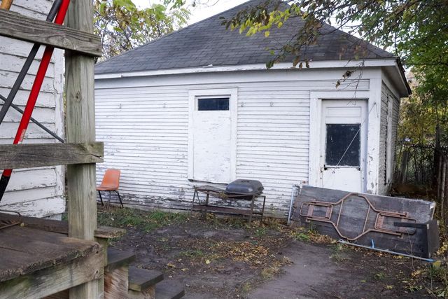 13582 Shields Street, Hamtramck, MI 48212