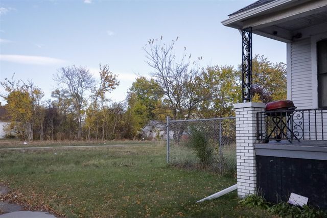 13582 Shields Street, Hamtramck, MI 48212