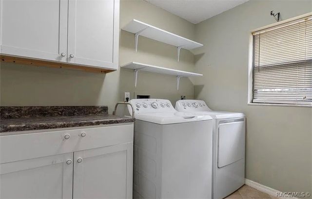 2481 S Summerwood Point, Inverness, FL 34450