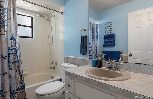 2481 S Summerwood Point, Inverness, FL 34450