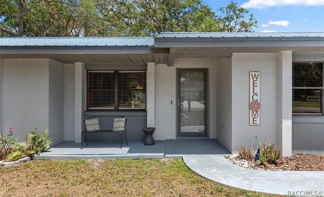 2481 S Summerwood Point, Inverness, FL 34450
