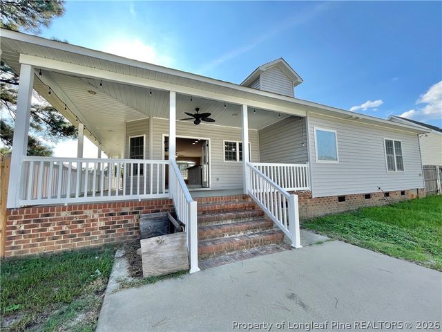 108 Canyon Court, Sanford, NC 27332