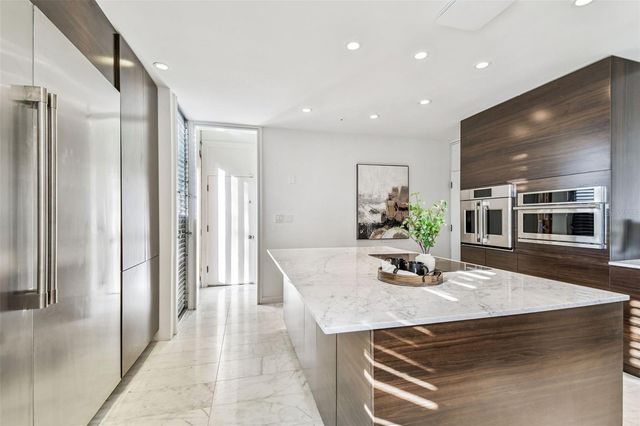 41 BERING STREET, Tampa, FL 33606