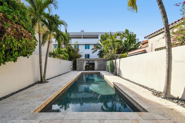 41 BERING STREET, Tampa, FL 33606