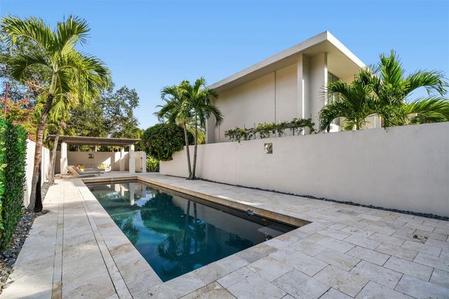 41 BERING STREET, Tampa, FL 33606