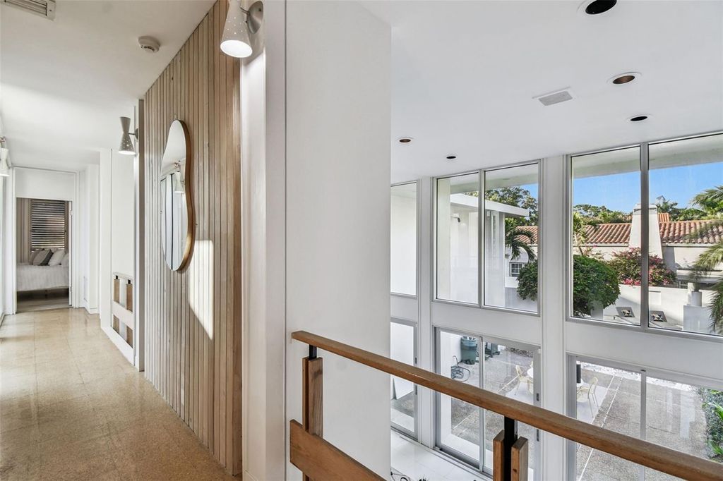 Image 45 of property listing at 41 BERING STREET, Tampa, FL 33606