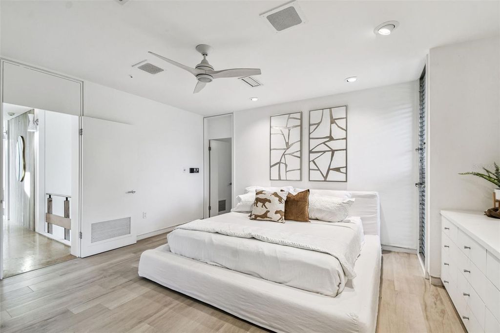 Image 47 of property listing at 41 BERING STREET, Tampa, FL 33606