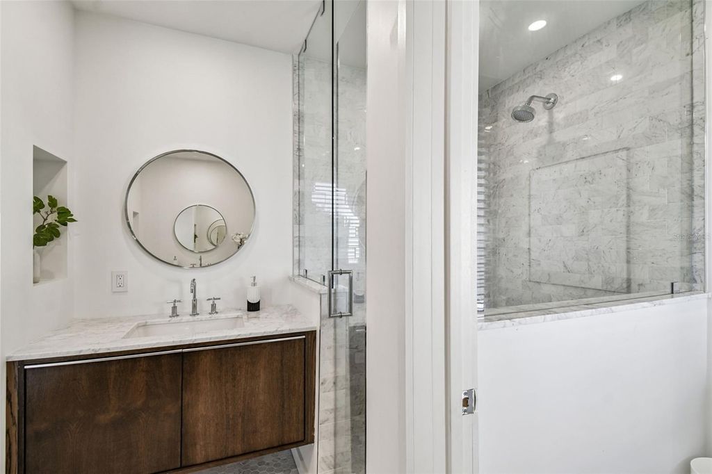 Image 53 of property listing at 41 BERING STREET, Tampa, FL 33606