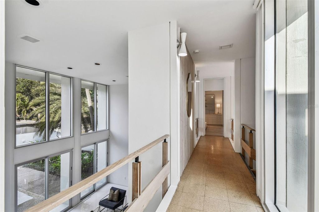 Image 54 of property listing at 41 BERING STREET, Tampa, FL 33606